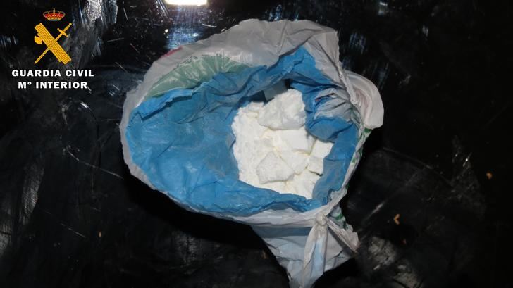 La Guardia Civil ha detenido a dos personas por tráfico de drogas en Calera y Chozas