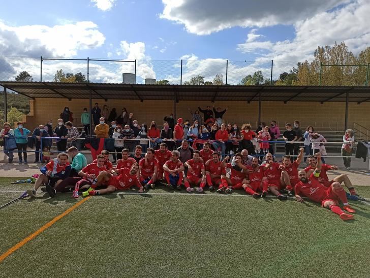 Mandayona se proclama campeona del Grupo 5 de Segunda Autonómica