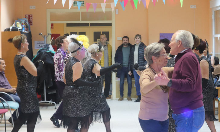 Viernes de Carnaval para chicos y grandes en Cabanillas