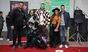 Animado Viernes de Carnaval en Cabanillas, con hinchables infantiles, baile de mayores y el concurso de disfraces para mascotas