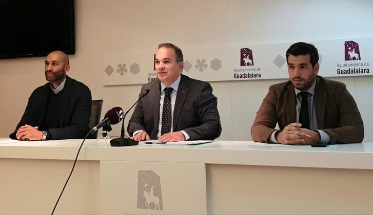 Carnicero: A lo largo de la historia el presupuesto del Ayuntamiento de Guadalajara solo se ha informado dos veces de forma desfavorable, y las dos han sido al señor Rojo