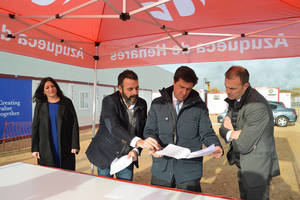 Firmado el convenio entre el Ayuntamiento y Merlin Logistics, promotora de la macronave logística para Carrefour en Azuqueca