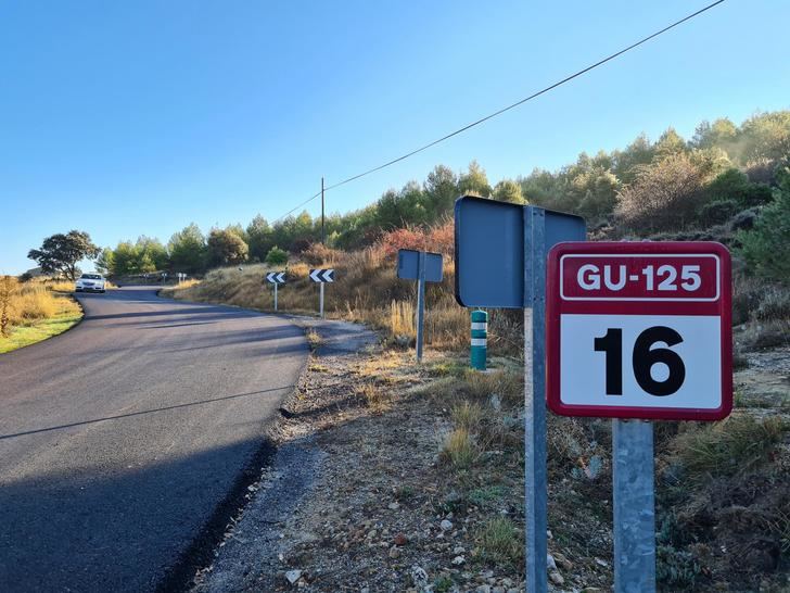 La Diputación de Guadalajara arregla la carretera GU-125 entre Sigüenza y Guijosa