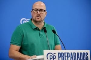 Castillo acusa al PSOE de Sánchez y Page de relativizar y endulzar la corrupción socialista al allanar el terreno para indultar a Griñán