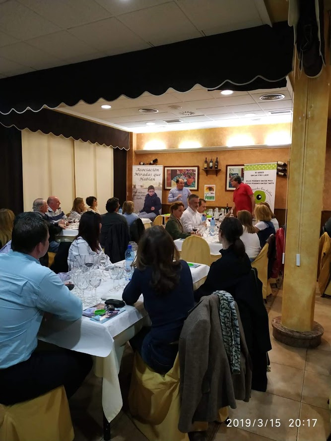 El restaurante "El Fogón del Vallejo" celebra la 1ª Cata Solidaria de Vinos