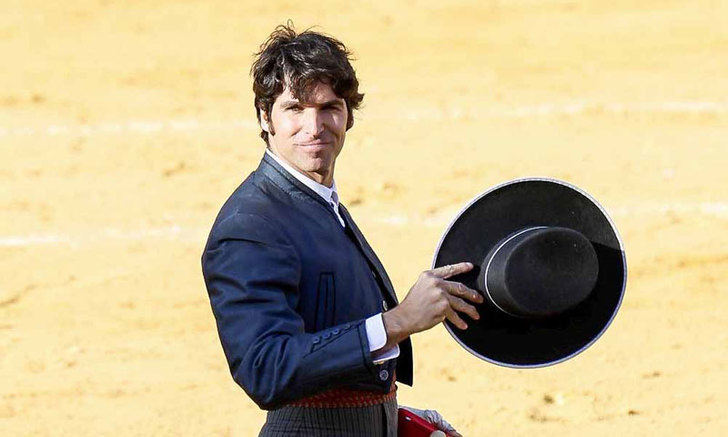 Cayetano Rivera cancela sus próximos compromisos por una fractura de costillas