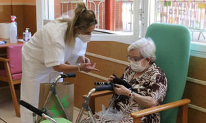 Suvicasa convoca procesos de selección para formar bolsas de empleo de Enfermería y de terapeutas ocupacionales del Centro de Mayores de Cabanillas