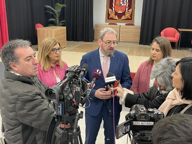 Eusebio Robles lamenta que el Ayuntamiento de Alovera no haya ni solicitado ni facilitado espacios para que el Centro de la Mujer permanezca en el municipio