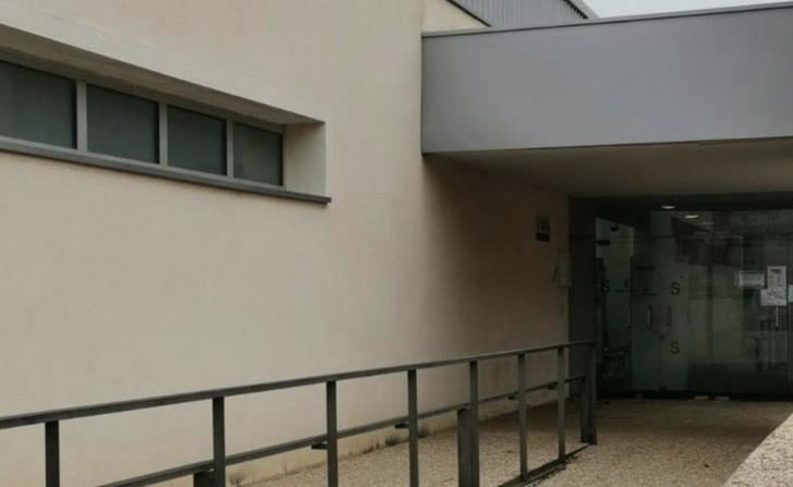 Todos los grupos municipales de Alovera reclaman mejoras urgentes en la atención del Centro de Salud