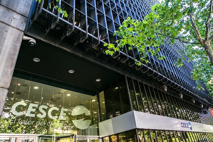 DXC Technology automatizará el core de reaseguros de CESCE en la nube pública