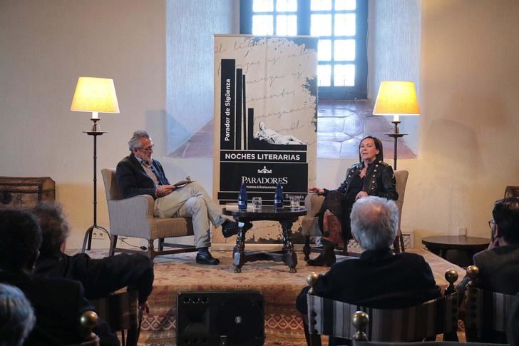 Clara Sánchez: 'Sigüenza podría ser el escenario de una próxima novela mía, de misterio'