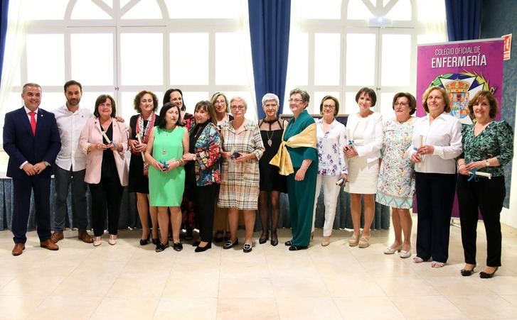 El Colegio Oficial de Enfermería de Guadalajara celebra su cena de hermandad reconociendo la gran labor de sus profesionales