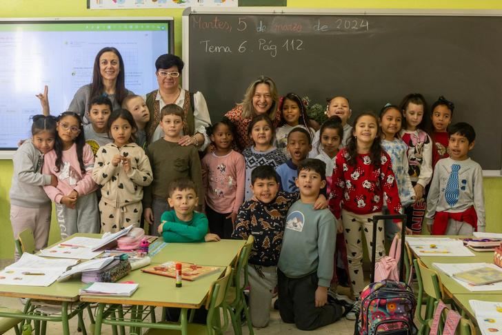 Los alumnos del colegio Rufino Blanco de Guadalajara conocen más de cerca a la alcaldesa con el Día Internacional de la Mujer
