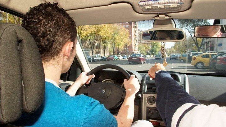 Se reanundan los exámenes prácticos de conducir en Guadalajara