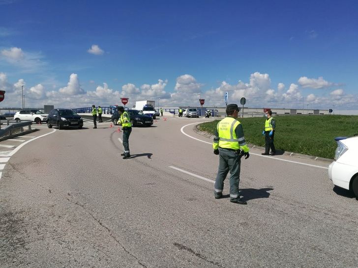 La Guardia Civil intensifica la vigilancia en los desplazamientos entre la provincia de Guadalajara y Madrid