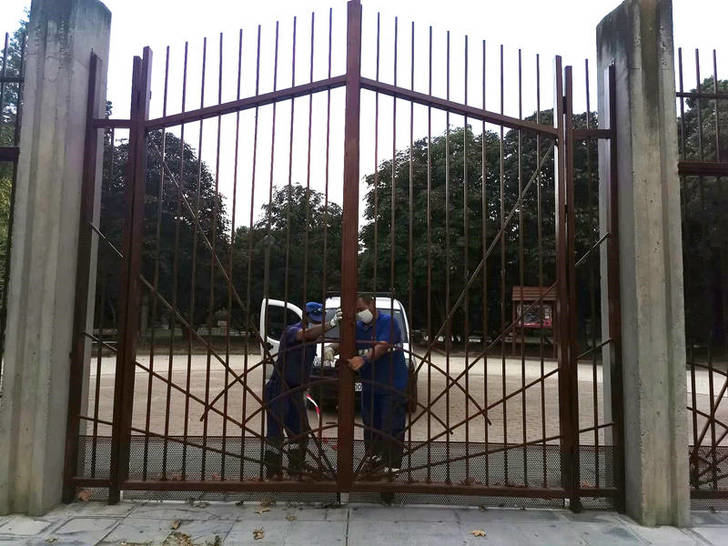 La tasa de incidencia acumulada, la relación socio-laboral con Madrid y el elevado número de brotes familiares retornan a Azuqueca a la transmisión comunitaria y a la adopción de medidas complementarias