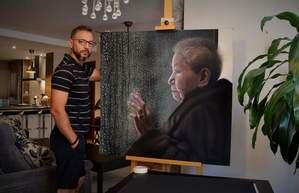 Una exposición del pintor hiperrealista Daniel Castañón en la Biblioteca Pública de Guadalajara