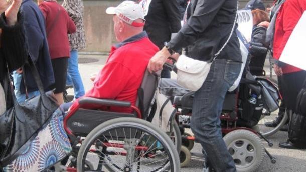 La Plataforma de la Dependencia lleva a los tribunales el nuevo decreto del Gobierno de Page/Podemos