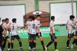 El Dépor rompe su mala racha con un solvente triunfo en Cáceres (1-4)