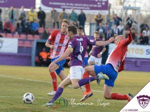 El Dépor no consigue mantener su ventaja y cede un empate ante un Navalcarnero en inferioridad (1-1)