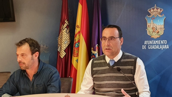 Antonio de Miguel: Vox aboga por la reducción del gasto político para ayudar a los vecinos de Guadalajara antes de la pandemia, ahora y después de la pandemia