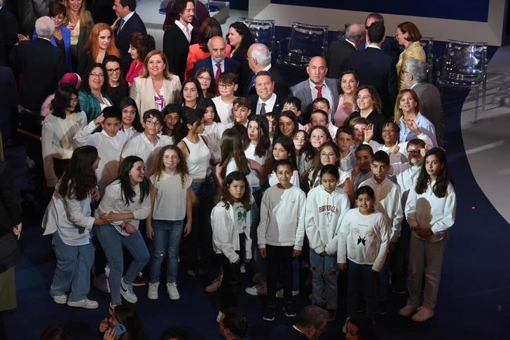 Representantes de la sociedad de Castilla-La Mancha reafirman su compromiso para seguir conquistando el futuro desde la unidad