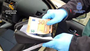 La Guardia Civil de Guadalajara desmantela una plantación de marihuana indoor en la urbanización Sotolargo