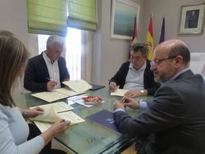 La Diputación de Guadalajara destina más de 36.000 a fomentar en la provincia la práctica del triatlón, ciclismo de montaña y fútbol