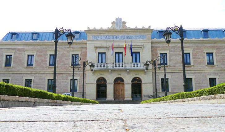 Exigen a Page que optimice los recursos de las Diputaciones y que no las utilice como caja de tesorería para suplir las carencias de la Junta de Comunidades