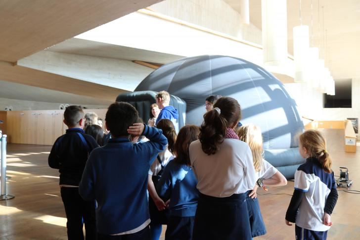 Más de una decena de colegios participan en la primera edición de Divulgaciencia