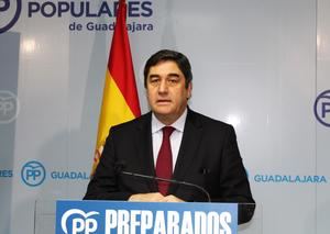 Echániz reprocha a Sánchez y a los socialistas la situación de emergencia democrática que estamos viviendo por mantenerse en el poder