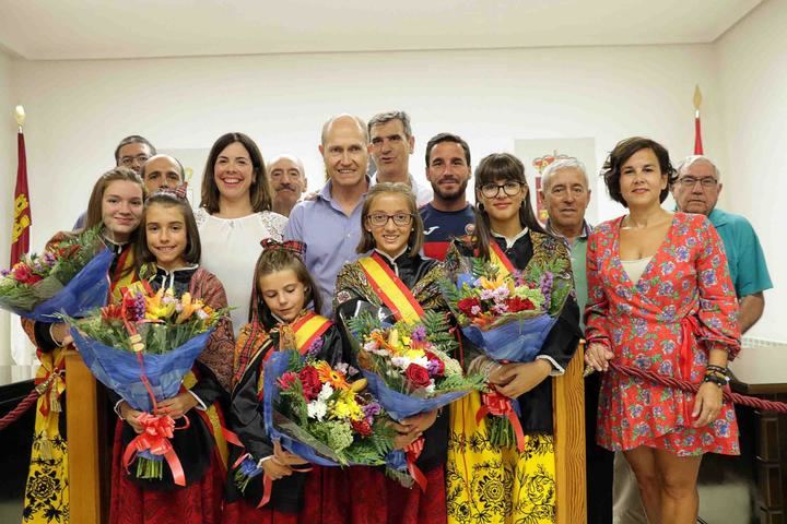 Emilio Mínguez, policía alcarreño campeón del mundo de Kempo, pregonó anoche las fiestas de Pareja
