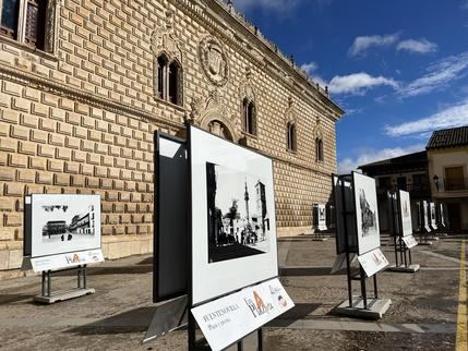 La exposición EmPlazArte ha brillado en la Plaza Mayor de Cogolludo 