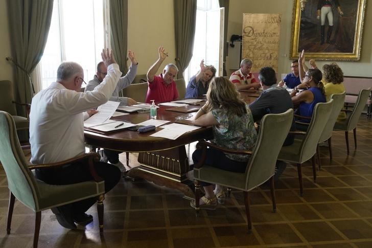 Casi 400 empresarios del mundo rural van a poder realizar pequeñas inversiones en sus negocios gracias a la Diputación de Guadalajara