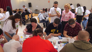 Alovera acogió el encuentro de la Asociación Las Encinas con familias, usuarios y profesionales