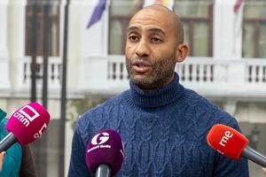 El concejal de Deportes, Armengol Engonga, ha señalado que durante los cuatro años de mandato de Alberto Rojo no hubo ni una sola nueva instalación deportiva, ni tampoco ningún nuevo evento, y algunos grandes eventos dejaron de llegar