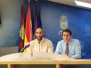 El Grupo Popular destapa la campaña del miedo del socialista Rojo que lleva seis meses sin pagar a las empresas de Guadalajara