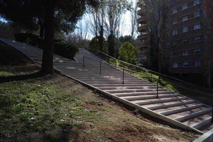 El Ayuntamiento de Guadalajara arregla la escalera que conecta las calles Constitución y Alameda