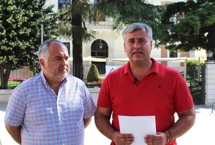 Esteban reclama a Page la mejora de las condiciones del Servicio de Ayuda a Domicilio