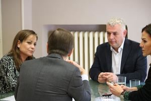 La Diputación y los Farmacéuticos de Guadalajara avanzan en su nuevo convenio