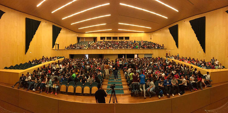 Continúa la afluencia de público juvenil durante la tercera jornada del FESCIGU