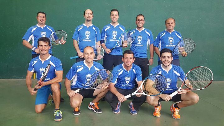 Las ligas de frontenis de Guadalajara cumplen con el primer tercio de la competición