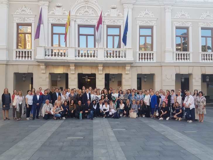 Representantes de la Unión Europea de Gimnasia visitan Guadalajara y son recibidos en el Ayuntamiento por el alcalde