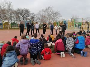 El Guadalajara Basket acerca el baloncesto al alumnado de Villanueva de la Torre