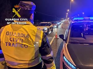 La Guardia Civil de Guadalajara investiga a un conductor por los supuestos delitos de lesiones y aborto por imprudencia grave en un siniestro vial
