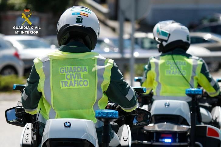 Herido un motorista en Campillo de Altobuey tras ser arrollado por un coche, cuyo conductor se ha fugado