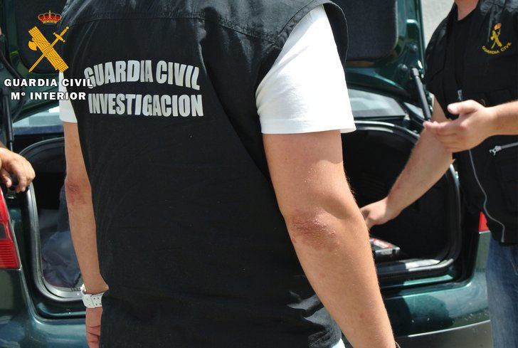 La Guardia Civil de Ciudad Real ha detenido a 1 persona e investigado a otras 2 por tres atracos en entidades bancarias