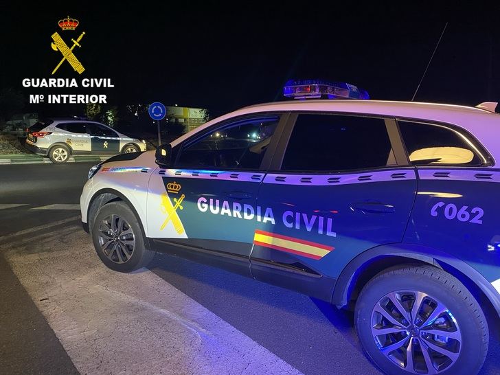 La Guardia Civil detiene a dos personas por un delito de desórdenes públicos en Huerta de Valdecarábanos