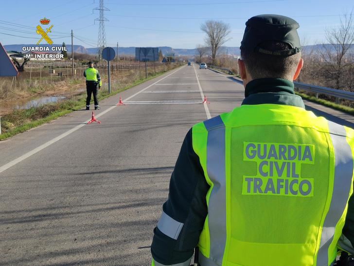 La Guardia Civil investiga a un conductor sin carné de conducir que circulaba de forma temeraria en Quer