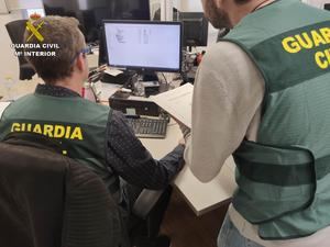 La Guardia Civil investiga a 9 personas en Guadalajara, Torija, Humanes, Marchamalo, Horche y Azuqueca Investigados por falsificar partes de incapacidad temporal y justificantes médicos